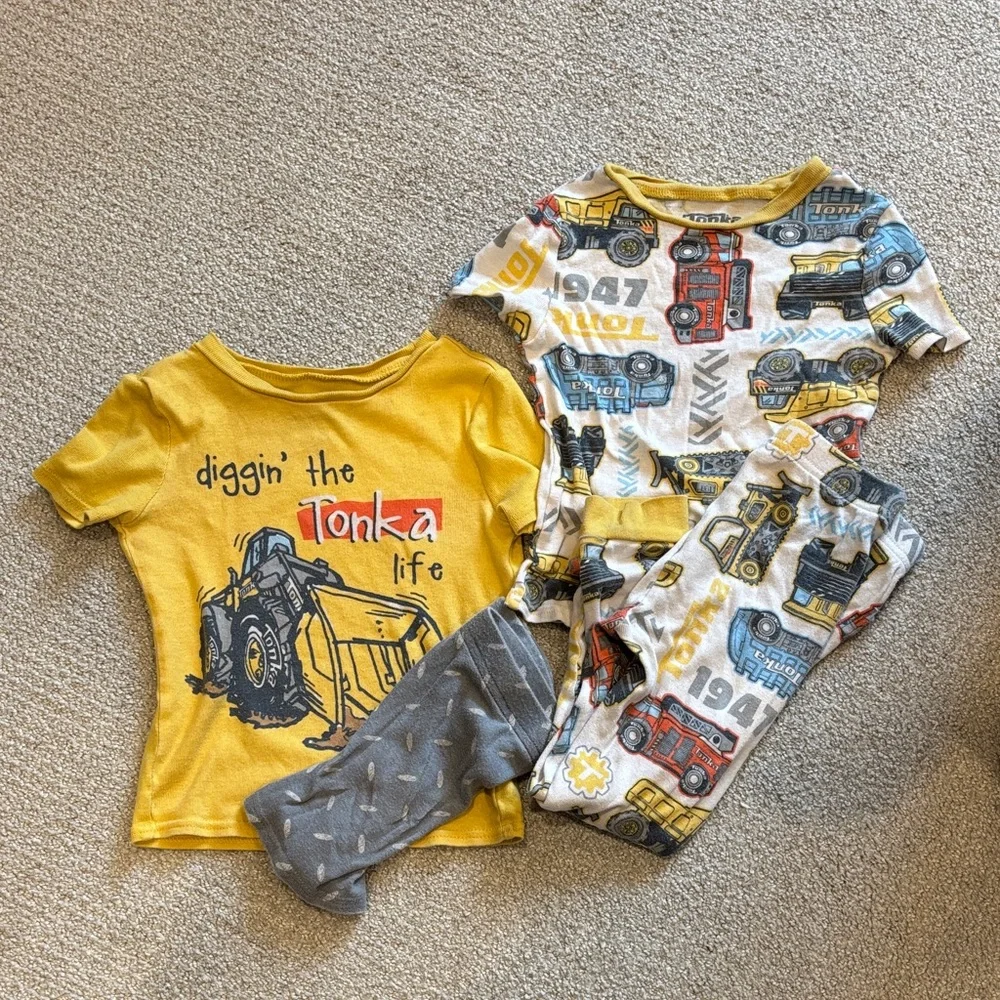 Tonka 5T Pajama Sets